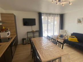 Appartement rénové 6 pers. proches pistes avec parking - FR-1-445-189